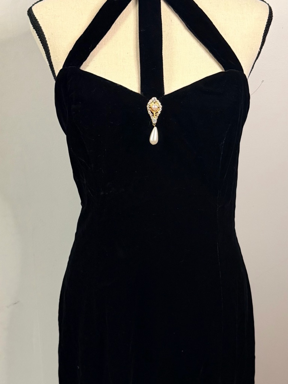 Gunne sax vintage black velvet gown